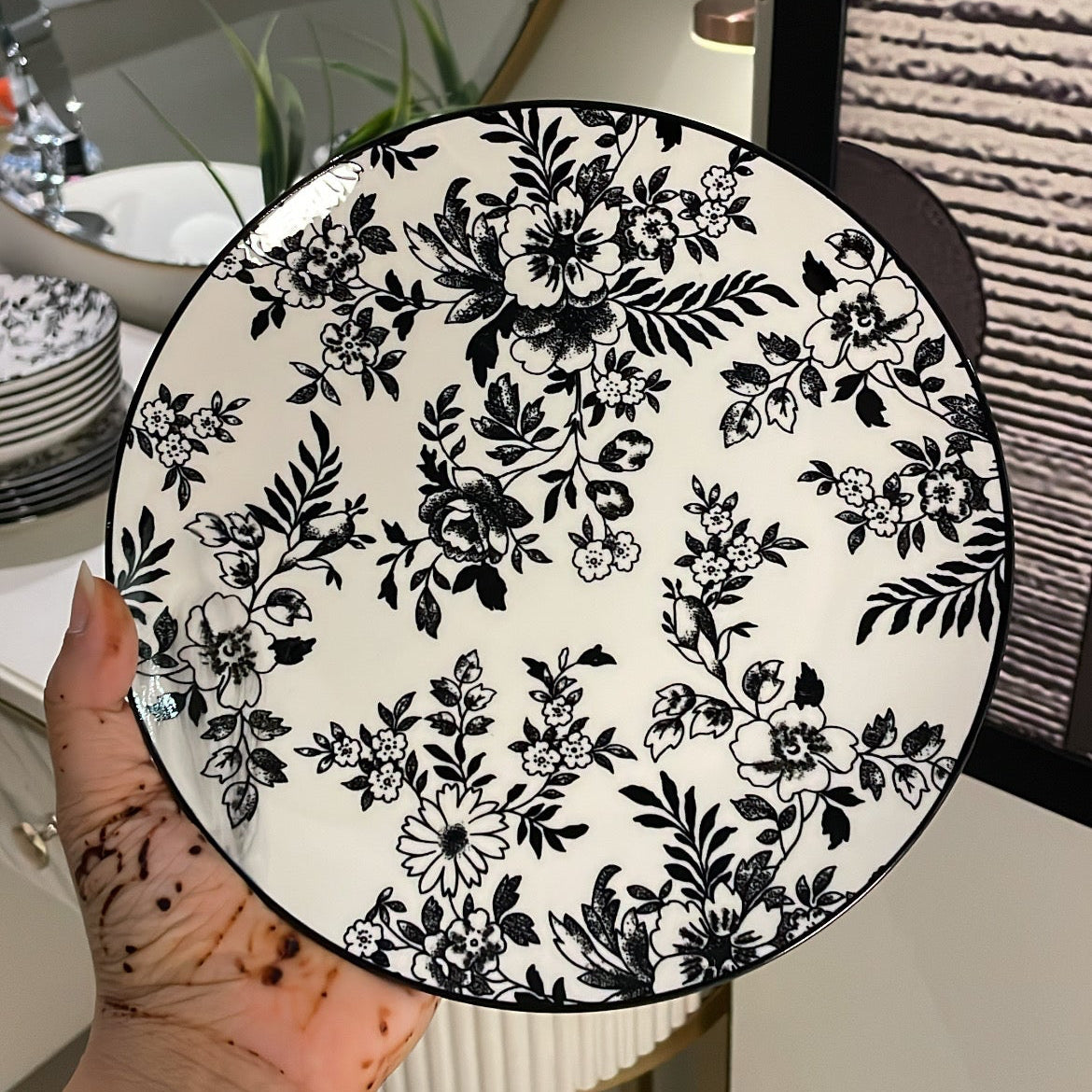 black floral set of 6 quarter plates