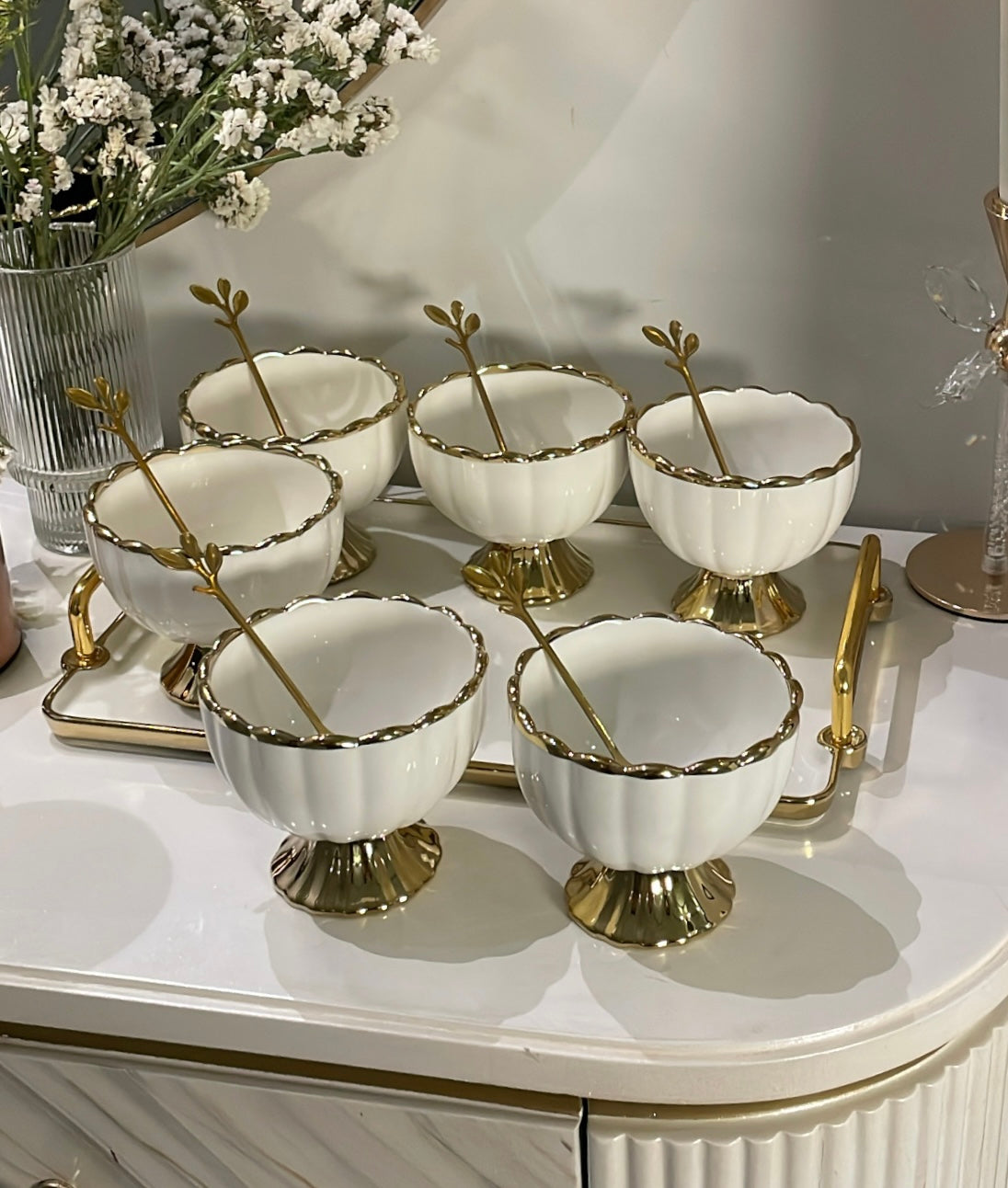 tray with 6 dessert server and 6 spoons