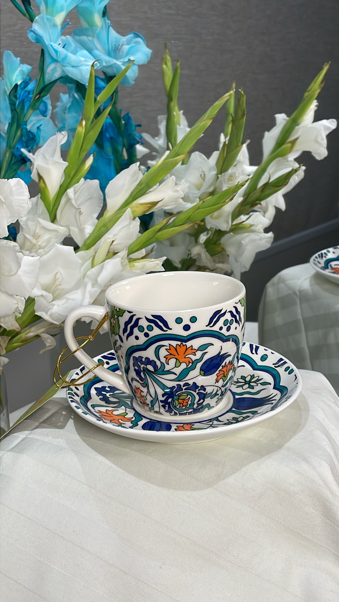 Heritage Tulip & Carnation 6 Piece Tea Set