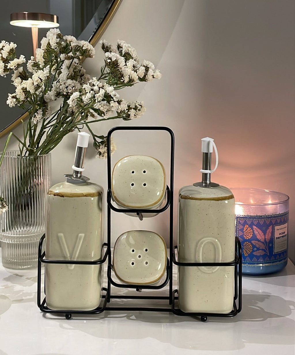 4 pcs set with stand